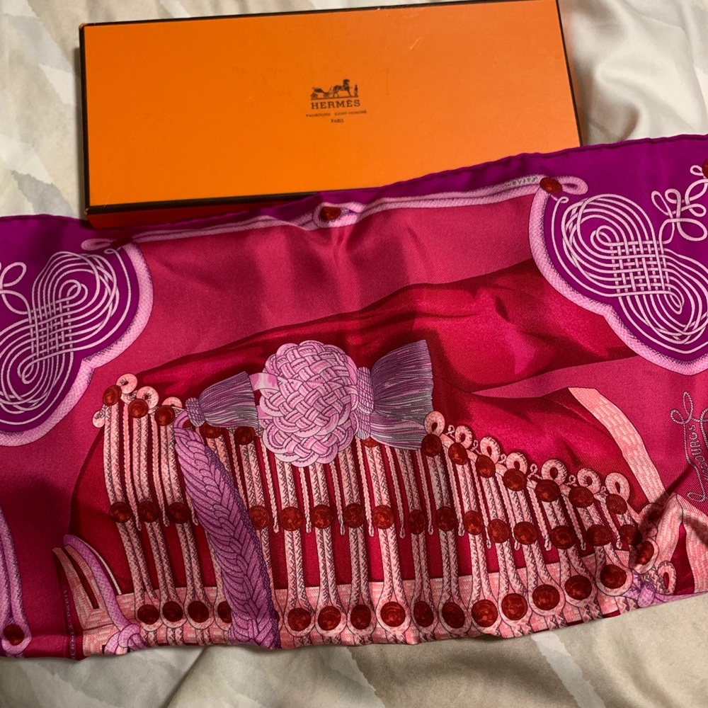 Hermès Silk Porchetta